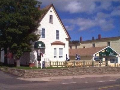 Le Gite De La Sagouine Hotel Bouctouche Eksteriør billede